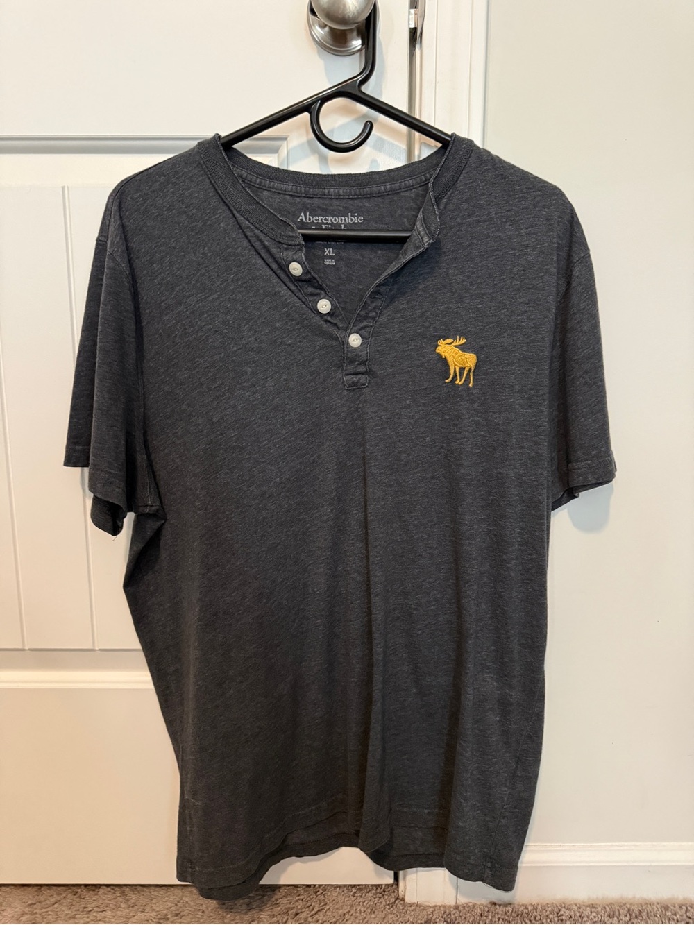 Abercrombie & Fitch Men's Charcoal Short Sleeve Henley with Yellow Moose